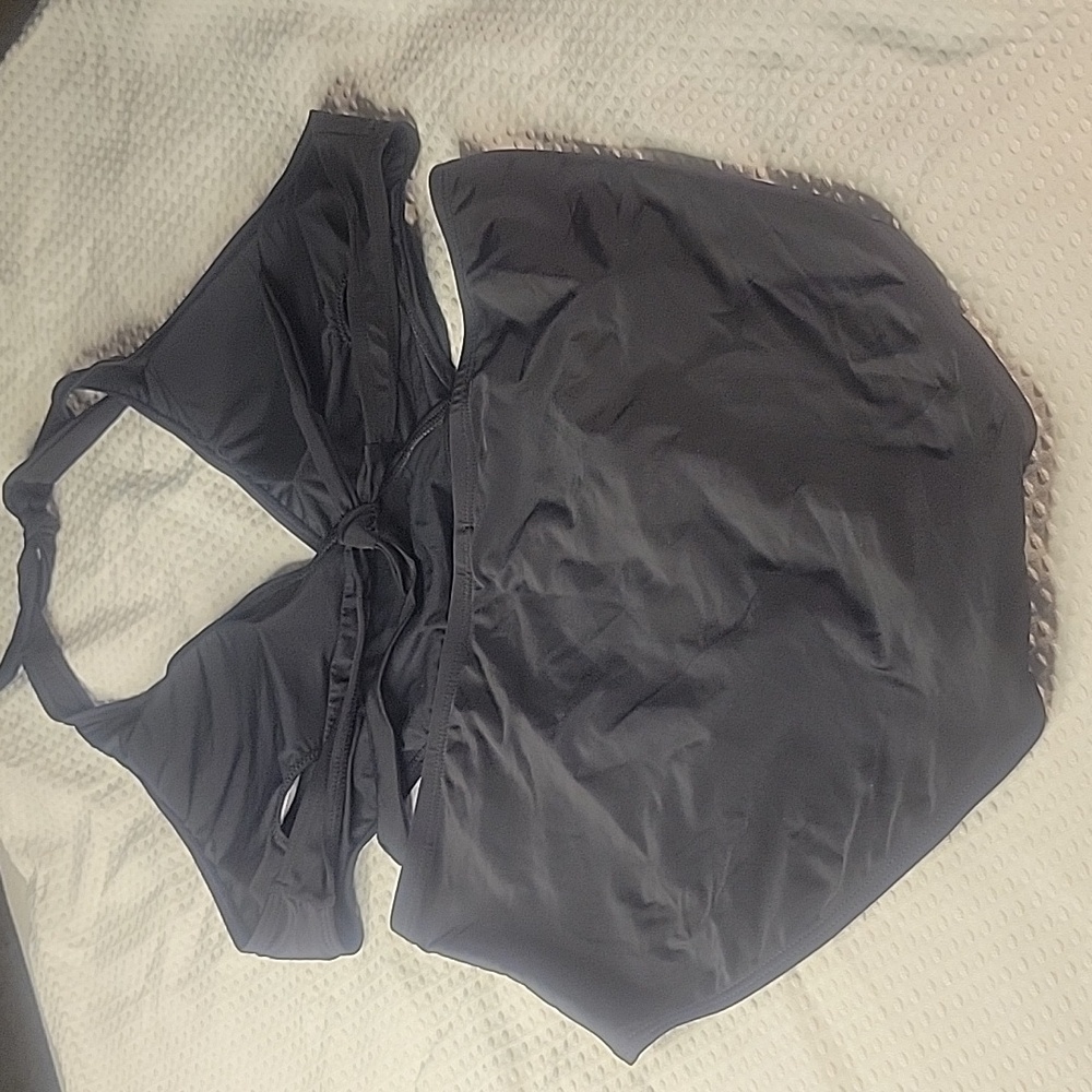 Swimming suit - Picture 3 of 15